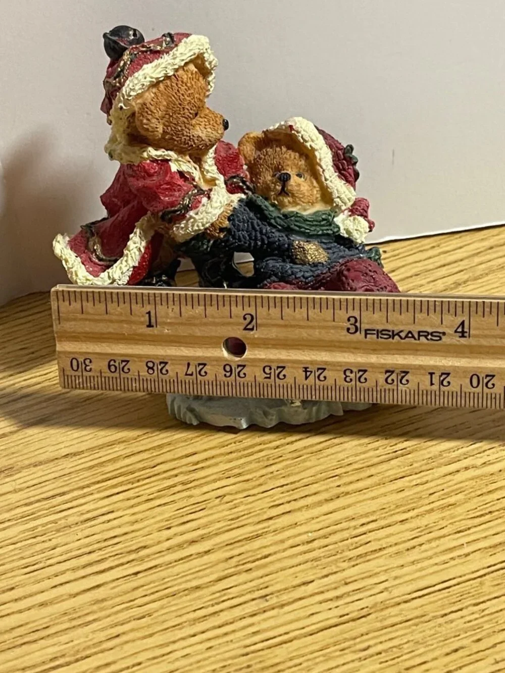 Christmas Bear Skaters Figurine Winter Scene Handpainted Resin Decor Festive